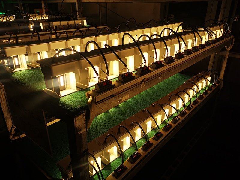 Wall light aging test